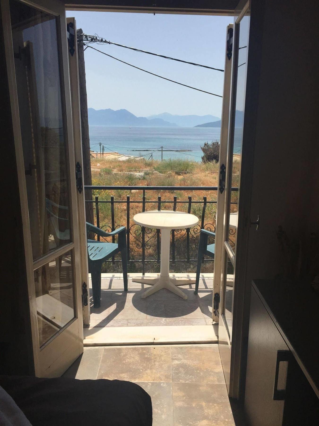 Ulrika Hotel Aegina Exterior photo
